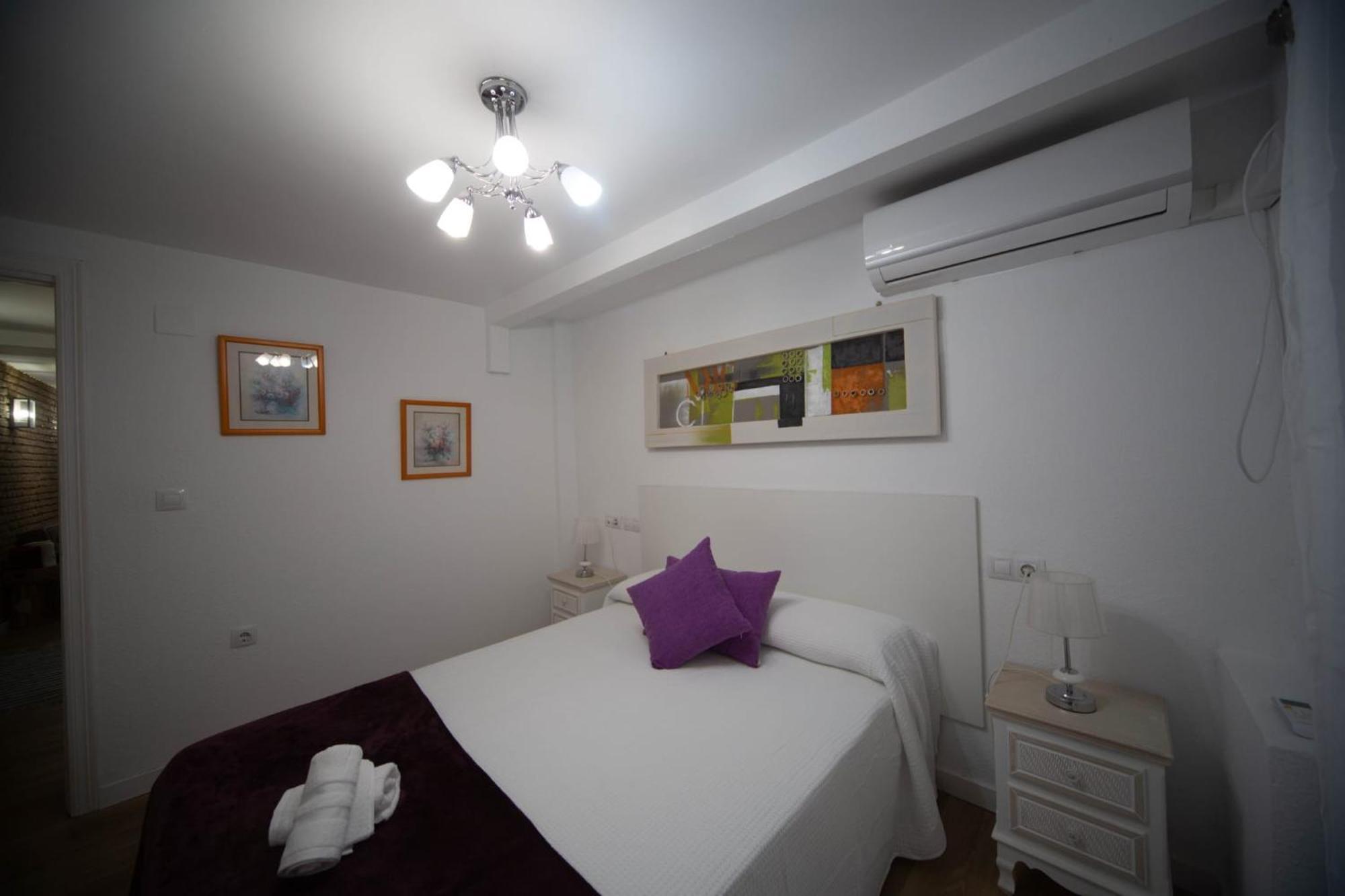 Santa Catalina Center Apartment Seville Exterior photo